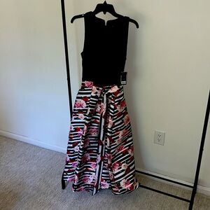 SLNY Size 12 black multi color striped cocktail dress